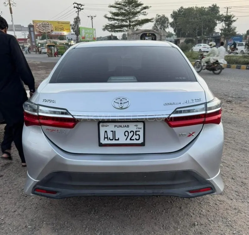 Toyota Corolla 2022 for Sale in Lahore Image-1