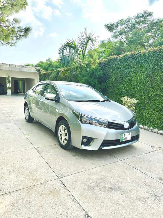 Toyota Corolla 2015 for Sale in Mardan Image-1