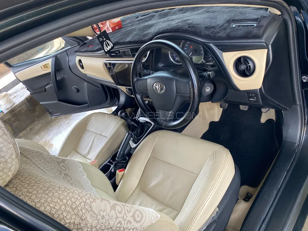 Toyota Corolla 2020 for Sale in Kot addu Image-1
