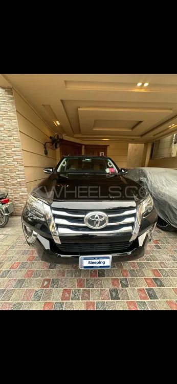 Toyota Fortuner 2018 for Sale in Islamabad Image-1