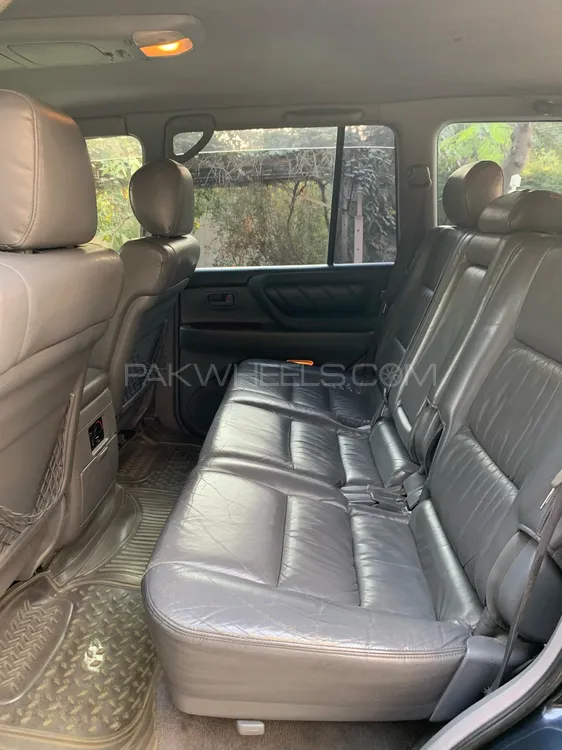Toyota Land Cruiser 1998 for Sale in Faisalabad Toyota Land Cruiser 1998 for Sale in Faisalabad Image-11