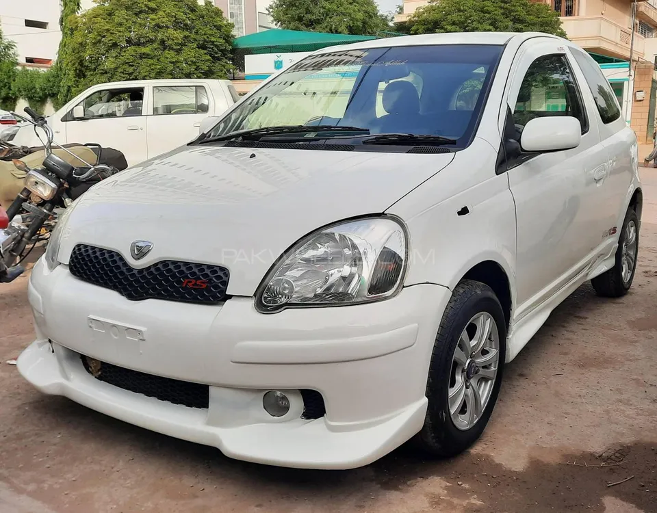 Toyota Vitz 2002 for Sale in Karachi Image-1