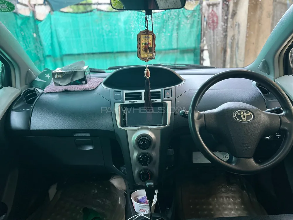 Toyota Vitz 2013 for Sale in Lahore Toyota Vitz 2013 for Sale in Lahore Image-15