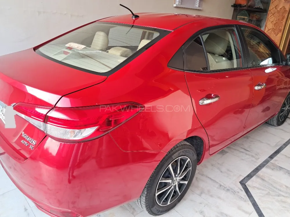 Toyota Yaris Sedan 2021 for Sale in Peshawar Image-1