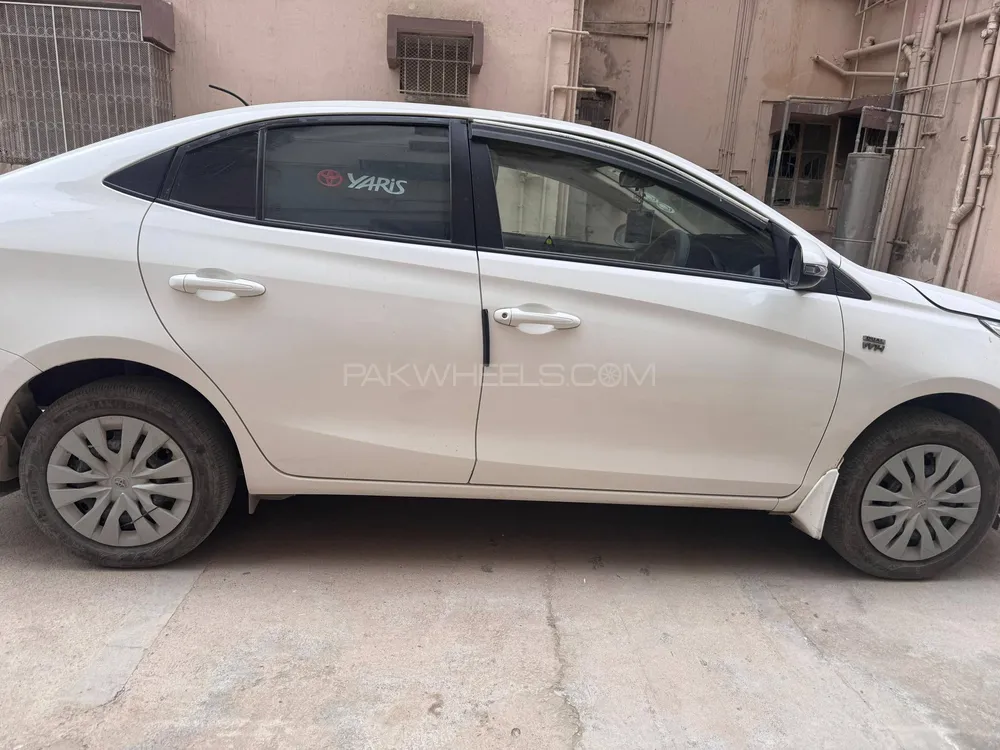 ٹویوٹا یارس سیڈان 2021 for Sale in کراچی ٹویوٹا یارس سیڈان 2021 for Sale in کراچی Image-4