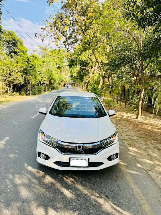Honda City 2023 for Sale in Lahore Image-1