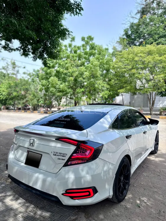 Honda Civic 2017 for Sale in Karachi Image-1