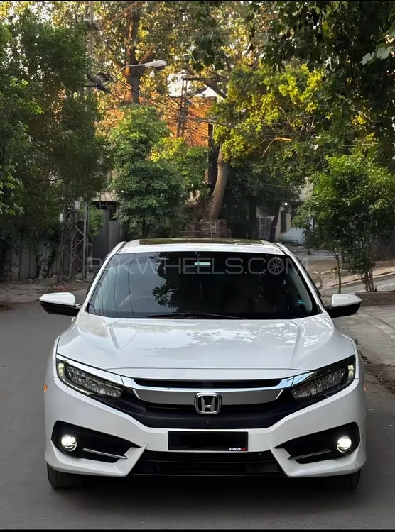 Honda Civic 2020 for Sale in Faisalabad Image-1