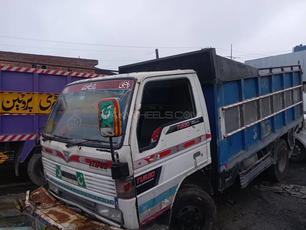 مازدا ٹائٹن 2005 for Sale in لاہور Image-1