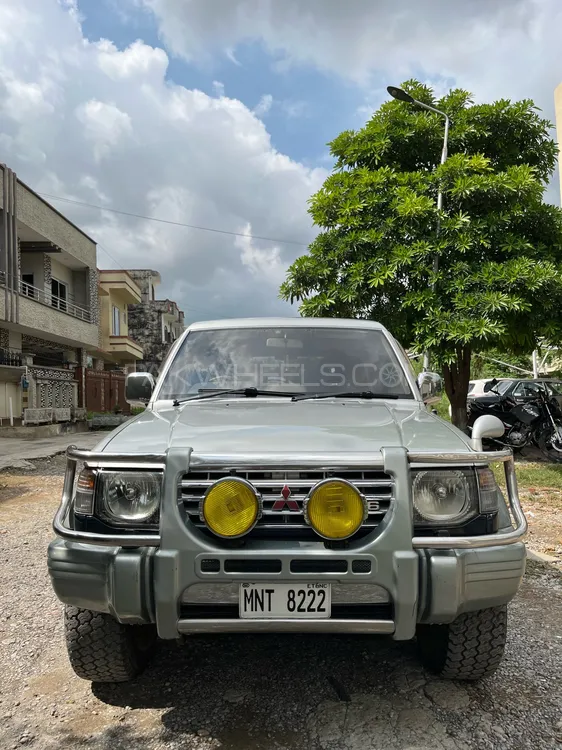 Mitsubishi Pajero 1993 for Sale in Islamabad Image-1