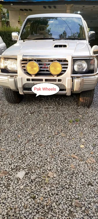 Mitsubishi Pajero 1993 for Sale in Karachi Image-1