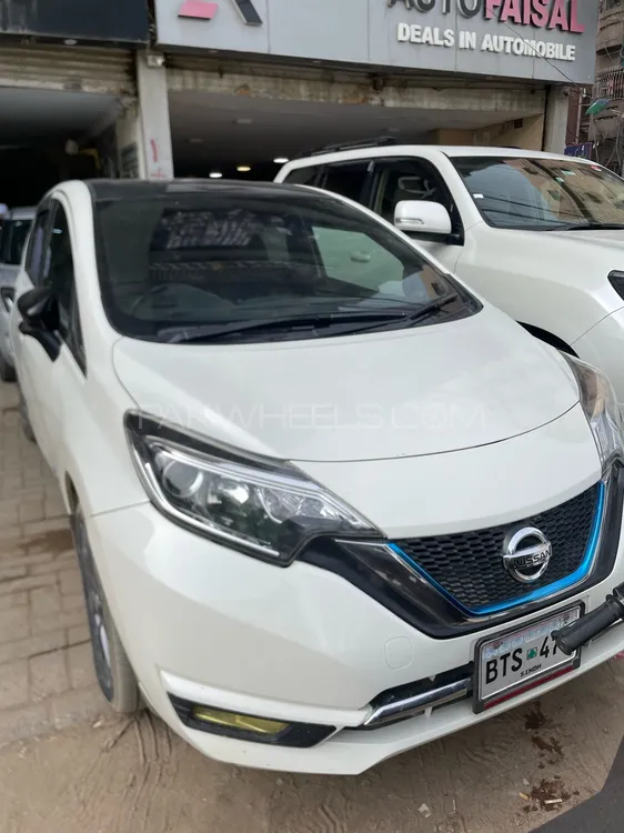 Nissan Note 2018 for Sale in Karachi Image-1