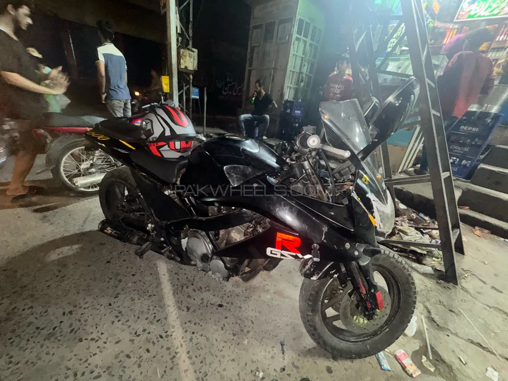 Suzuki GSR600 1982 for Sale Image-1