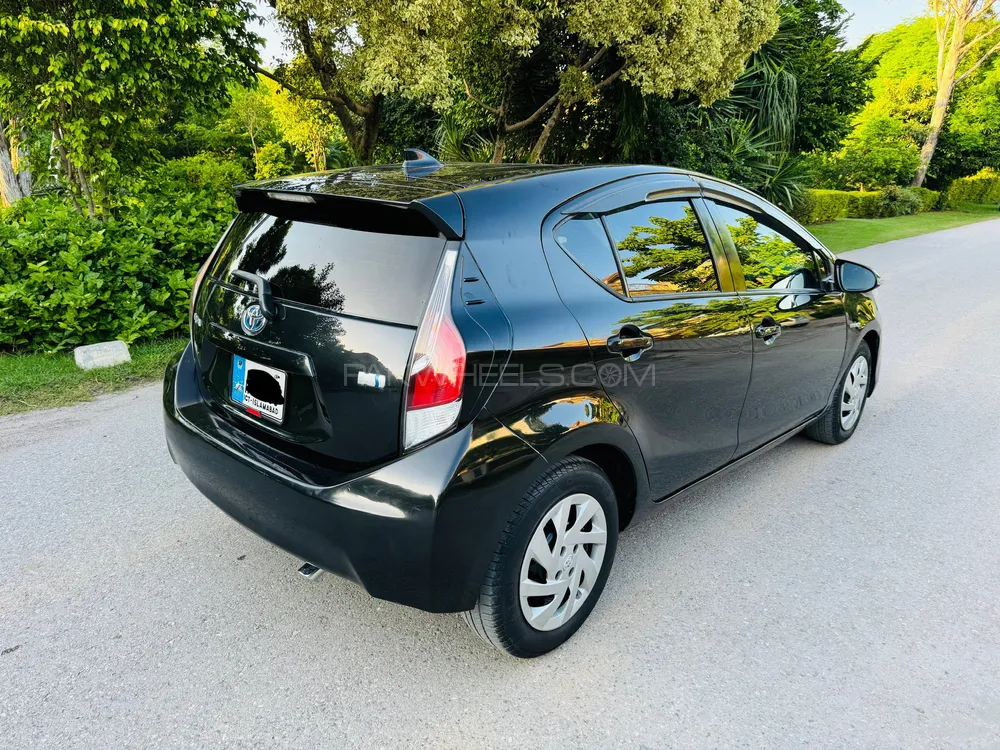 ٹویوٹا اکوا 2015 for Sale in اسلام آباد Image-1