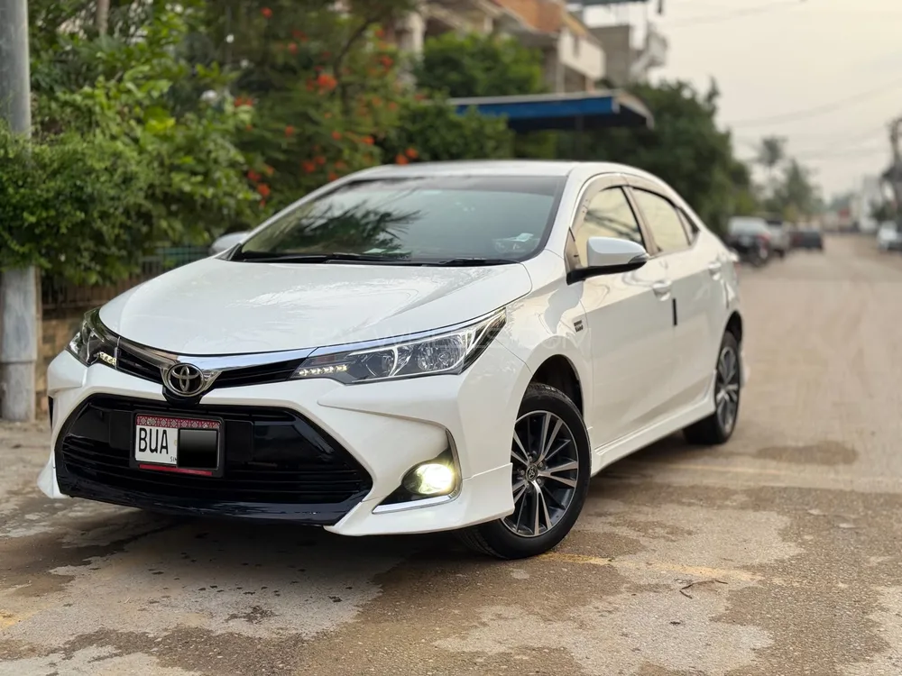 Toyota Corolla 2021 for Sale in Karachi Image-1