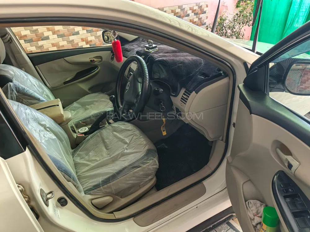 Toyota Corolla 2011 for Sale in Mandi bahauddin Image-1