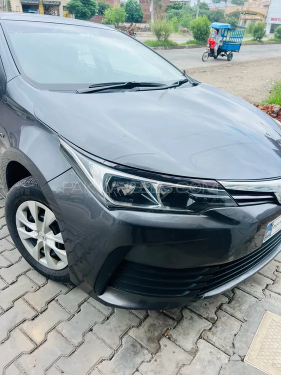 Toyota Corolla 2019 for Sale in Faisalabad Image-1
