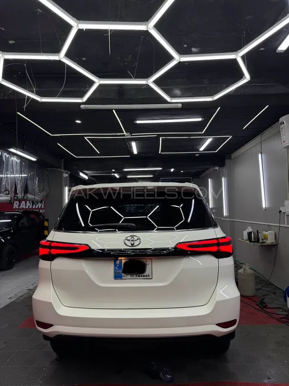 Toyota Fortuner 2021 for Sale in Sialkot Image-1