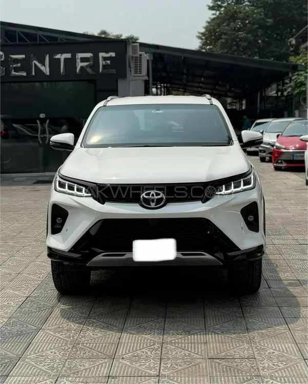 Toyota Fortuner 2022 for Sale in Islamabad Image-1