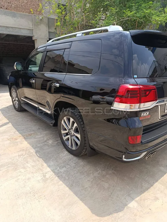 Toyota Land Cruiser 2019 for Sale in Lahore Image-1