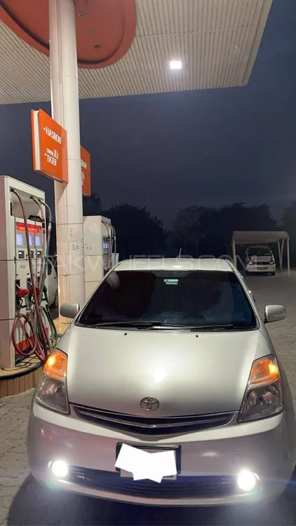 Toyota Prius 2007 for Sale in Lahore Image-1