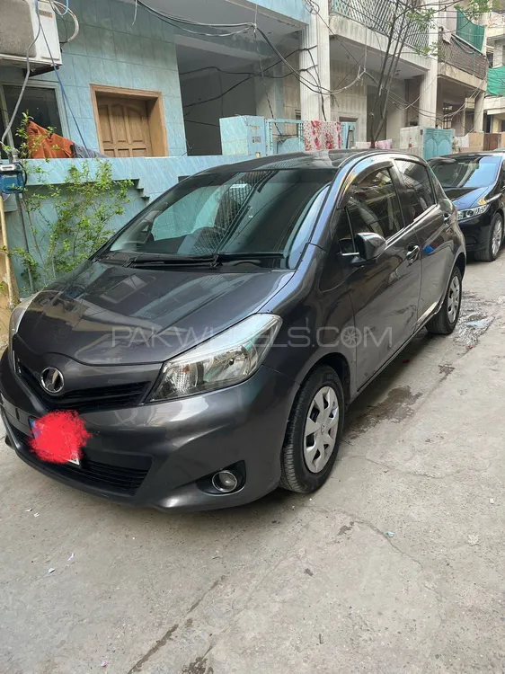 Toyota Vitz 2011 for Sale in Wah cantt Image-1
