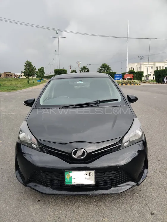 Toyota Vitz 2015 for Sale in Gujranwala Image-1
