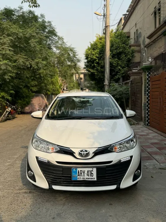 Toyota Yaris Sedan 2020 for Sale in Lahore Image-1