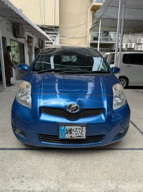 Toyota Vitz F 1.3 2009