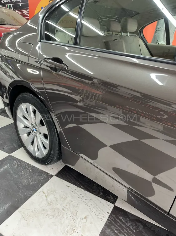 BMW 3 Series 2013 for Sale in Islamabad BMW 3 Series 2013 for Sale in Islamabad Image-4