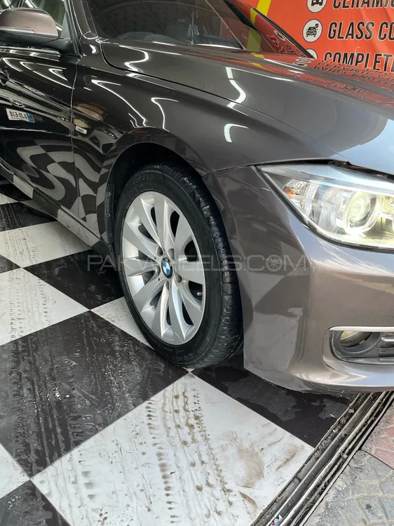 BMW 3 Series 2013 for Sale in Islamabad BMW 3 Series 2013 for Sale in Islamabad Image-2