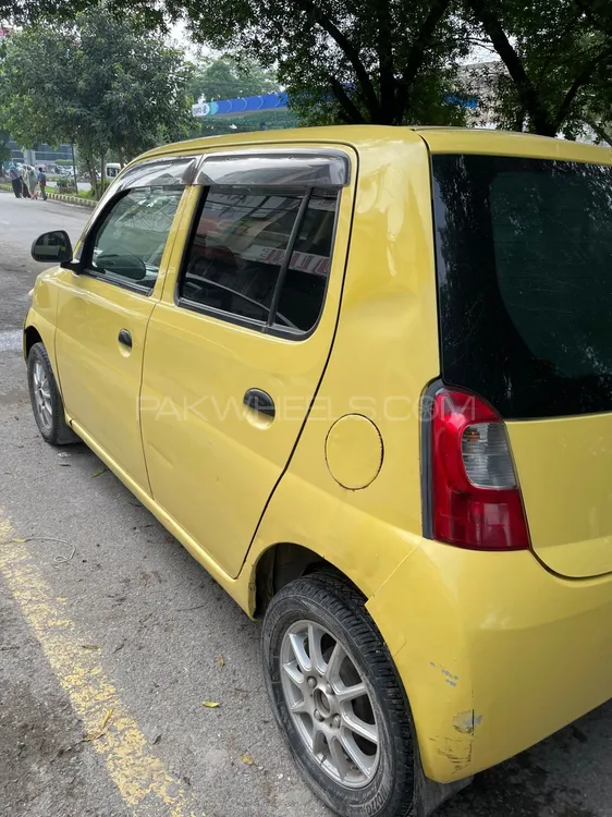 Daihatsu Esse 2010 for Sale in Lahore Image-1