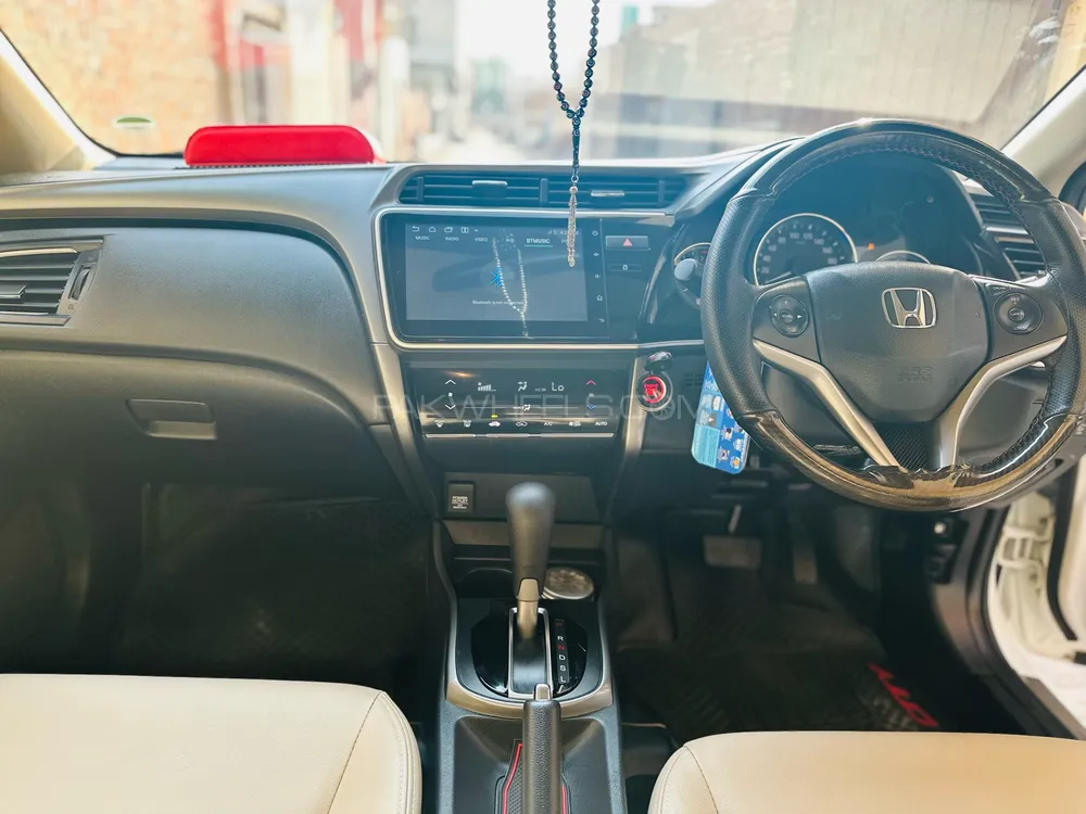 Honda City 2024 for Sale in Rahim Yar Khan Honda City 2024 for Sale in Rahim Yar Khan Image-9