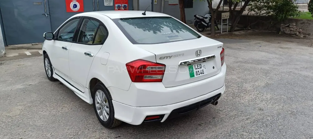 Honda City 2013 for Sale in Faisalabad Image-1