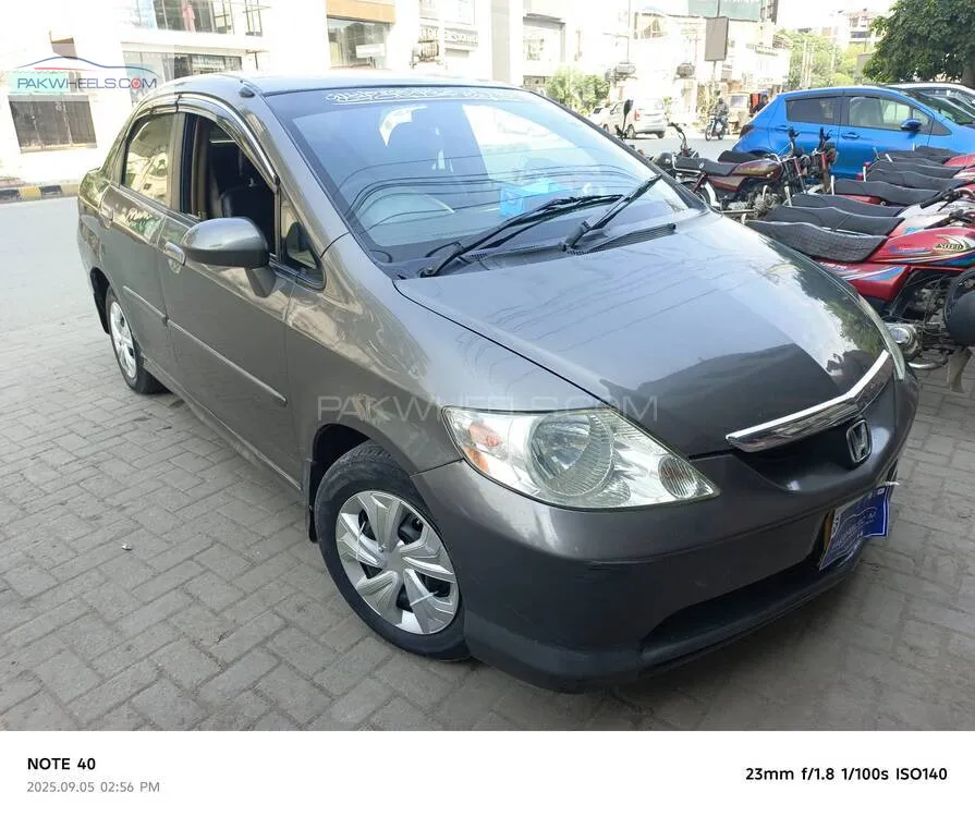 ہونڈا سٹی 2005 for Sale in فیصل آباد ہونڈا سٹی 2005 for Sale in فیصل آباد Image-2