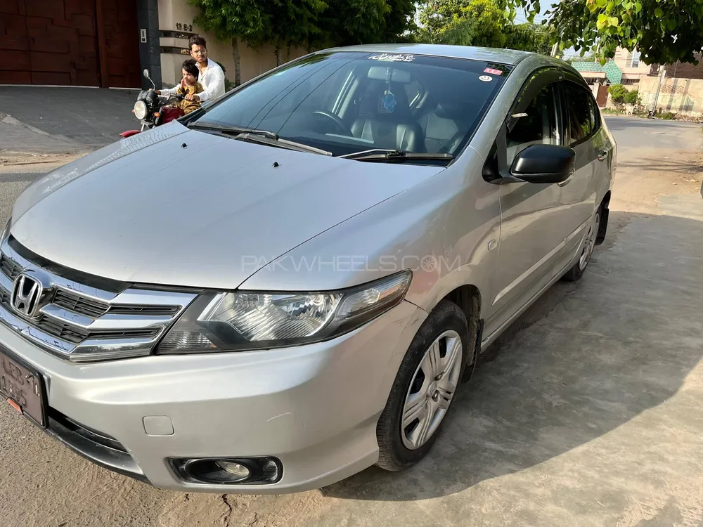 Honda City 2010 for Sale in Multan Image-1