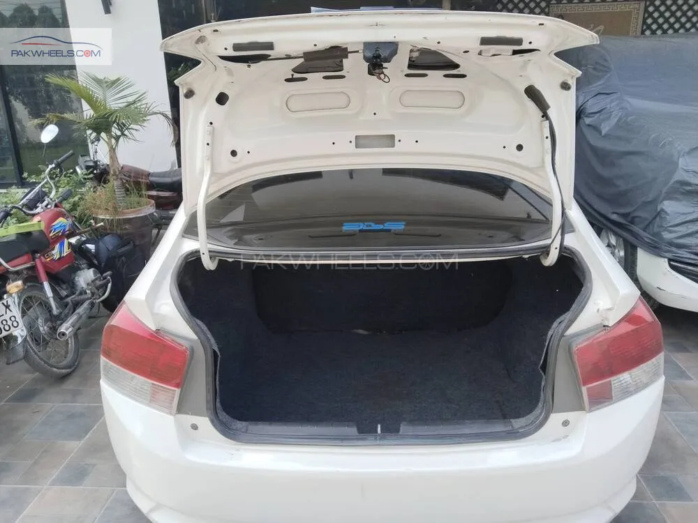 Honda City 2014 for Sale in Lahore Honda City 2014 for Sale in Lahore Image-11