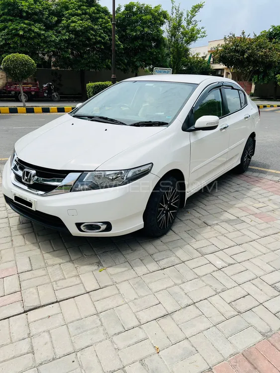 Honda City 2020 for Sale in Lahore Image-1