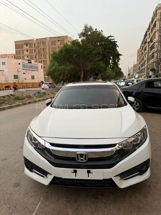 Honda Civic 2018 for Sale in Hyderabad Image-1