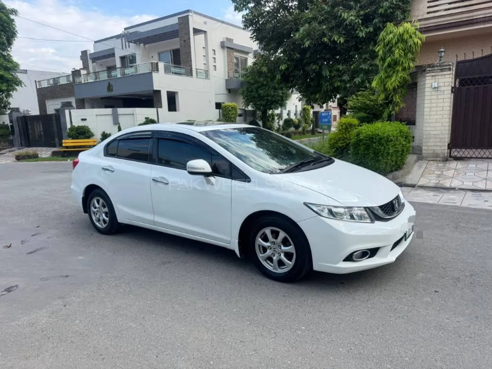 Honda Civic 2015 for Sale in Lahore Image-1