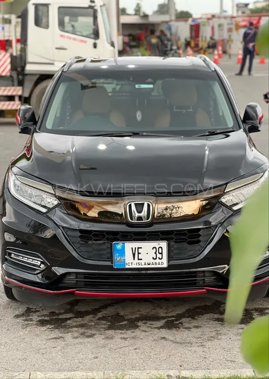 Honda Vezel 2019 for Sale in Islamabad Image-1