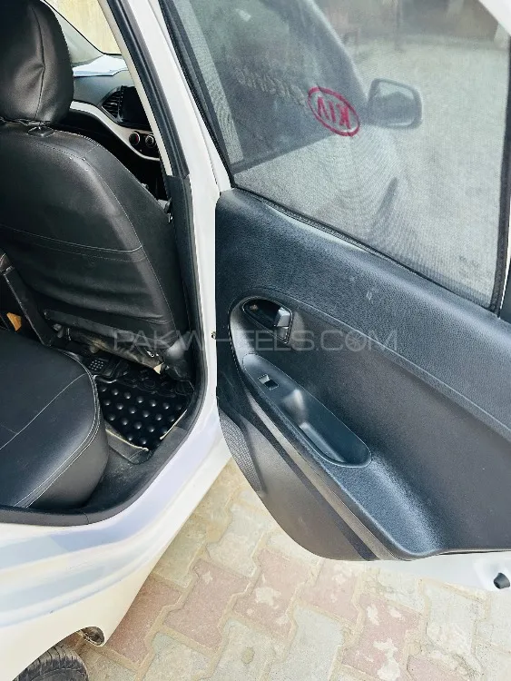 KIA Picanto 2023 for Sale in Arifwala Image-1
