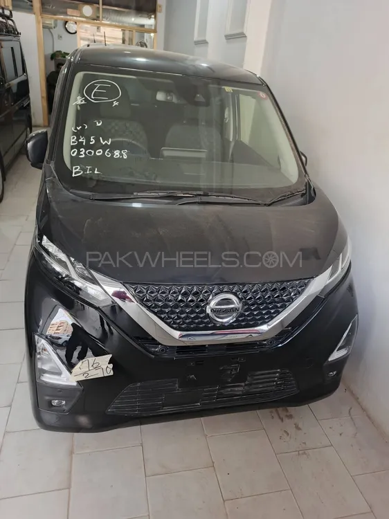 نسان ڈیز 2022 for Sale in کراچی Image-1