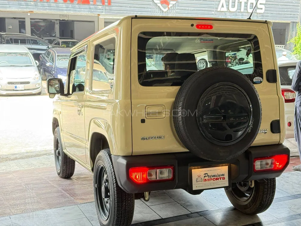 Suzuki Jimny 2020 for Sale in Peshawar Suzuki Jimny 2020 for Sale in Peshawar Image-6
