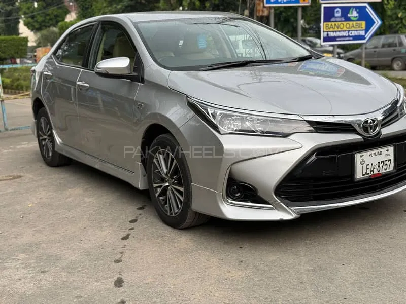 Toyota Corolla 2020 for Sale in Lahore Image-1
