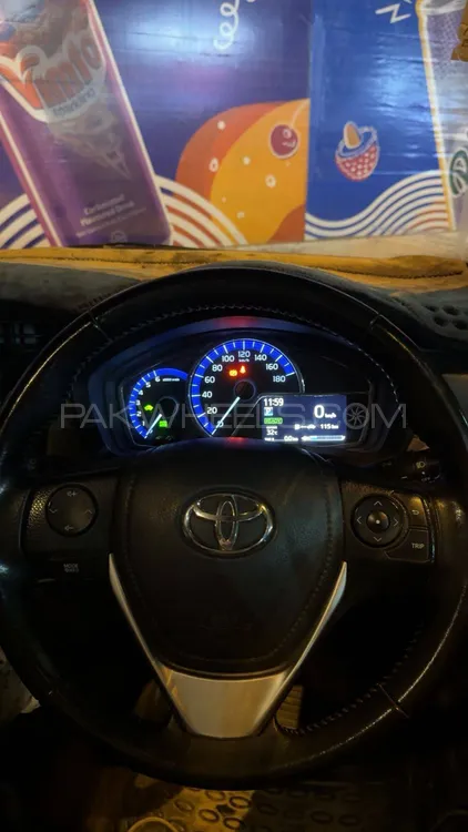 Toyota Corolla Axio 2017 for Sale in Karachi Image-1