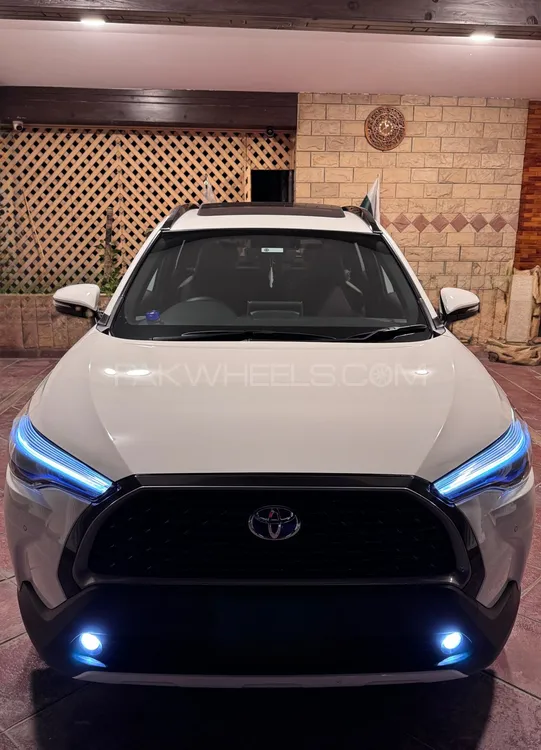 Toyota Corolla Cross 2025 for Sale in Islamabad Image-1