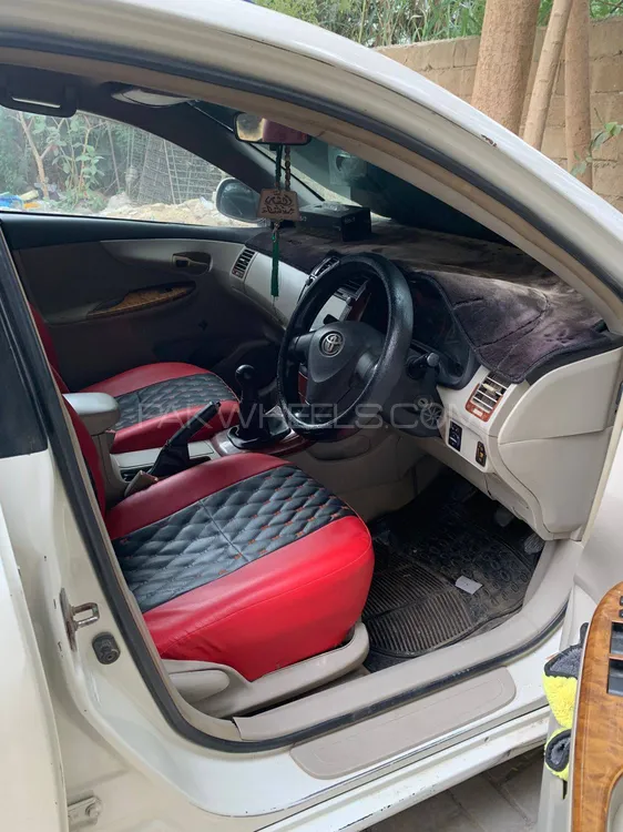 Toyota Corolla 2012 for Sale in Karachi Image-1