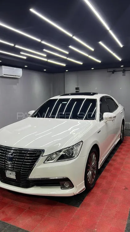 Toyota Crown 2014 for Sale in Karachi Image-1