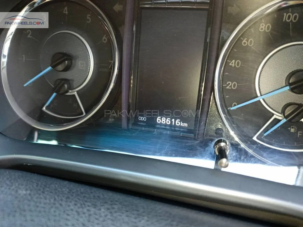 Toyota Fortuner 2019 for Sale in Lahore Toyota Fortuner 2019 for Sale in Lahore Image-9